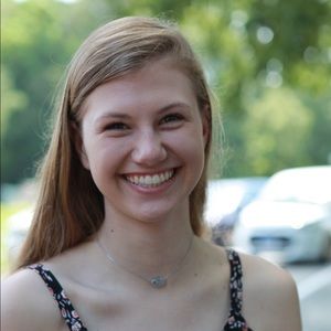 Meet your Posher, Elizabeth